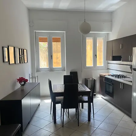 Apartment House Under The Bastion San Remy