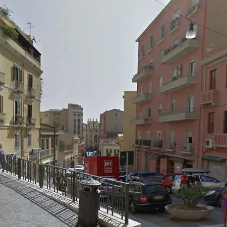 House Under The Bastion San Remy Apartament Cagliari